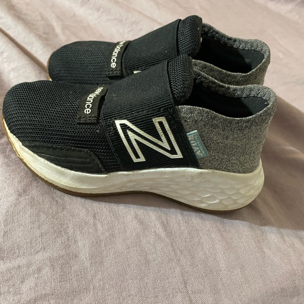 Boys toddler size 7 new balance